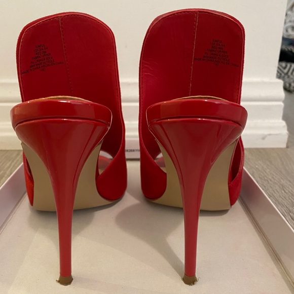 Sinful Red Suede Leather Peep-Toe Mules Size 7 - Picture 3 of 6